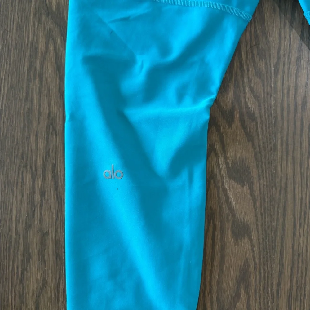 ALO Yoga Girls' Teal Blue Performance Leggings - Picture 2 of 4